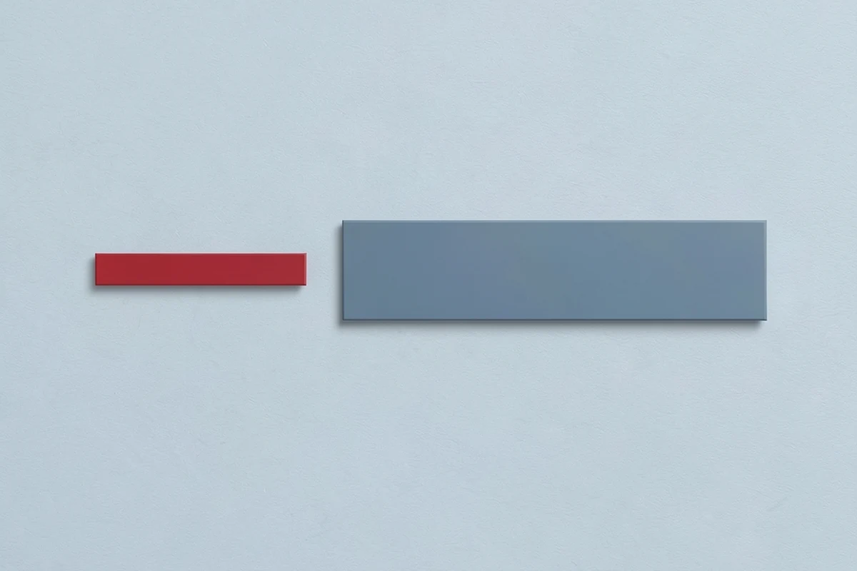 Two horizontal bands side by side, one narrow and one wide, showing how much space each leaves along a scale